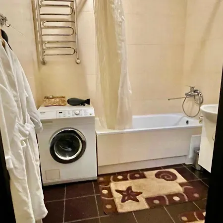 Apartment V&o Whitechocolateapt 800 M To Opera Lviv