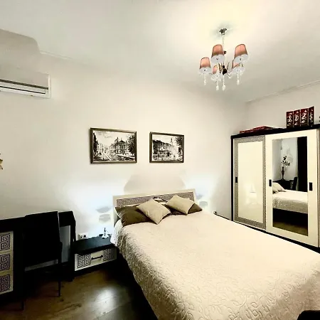 V&o Whitechocolateapt 800 M To Opera Апартаменты *