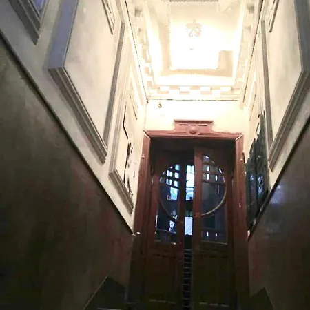 Apartment V&o Whitechocolateapt 800 M To Opera Lviv