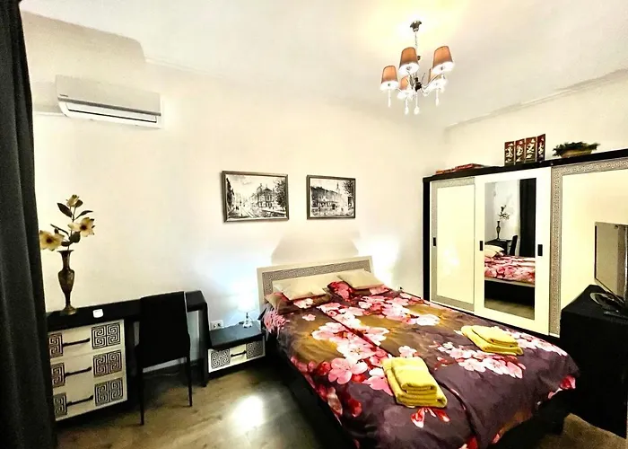 V&o Whitechocolateapt 800 M To Opera Apartamento