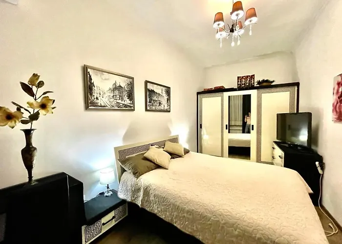 Apartamento V&o Whitechocolateapt 800 M To Opera Leópolis