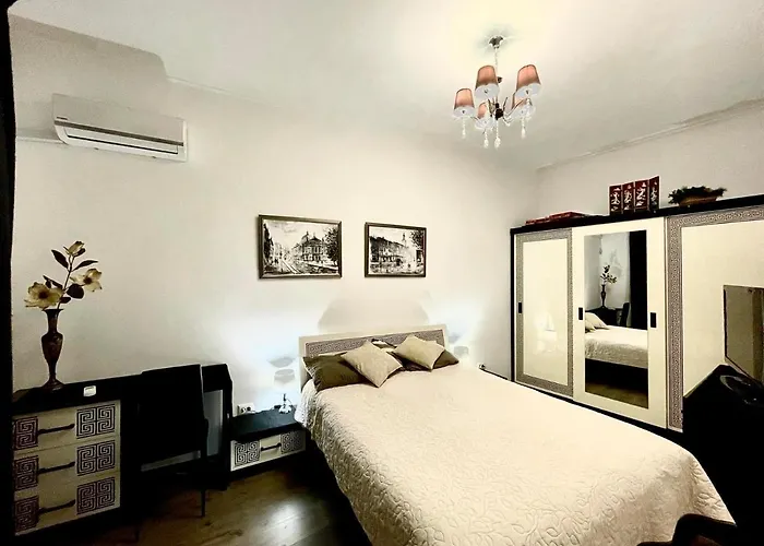 V&o Whitechocolateapt 800 M To Opera Daire *